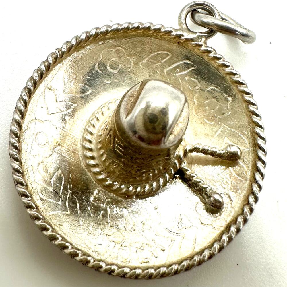 EVS Mexico vintage 925 sterling silver sombrero hat pendant charm